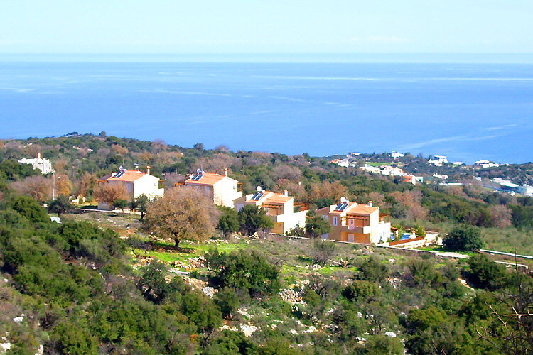Gerani (Rethymnon): View of the Gerani Villas from above